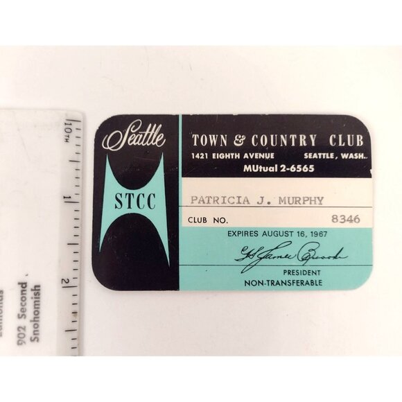 Vintage 1967 Seattle Washington Town & Country Club Membership Card MCM - Picture 2 of 3